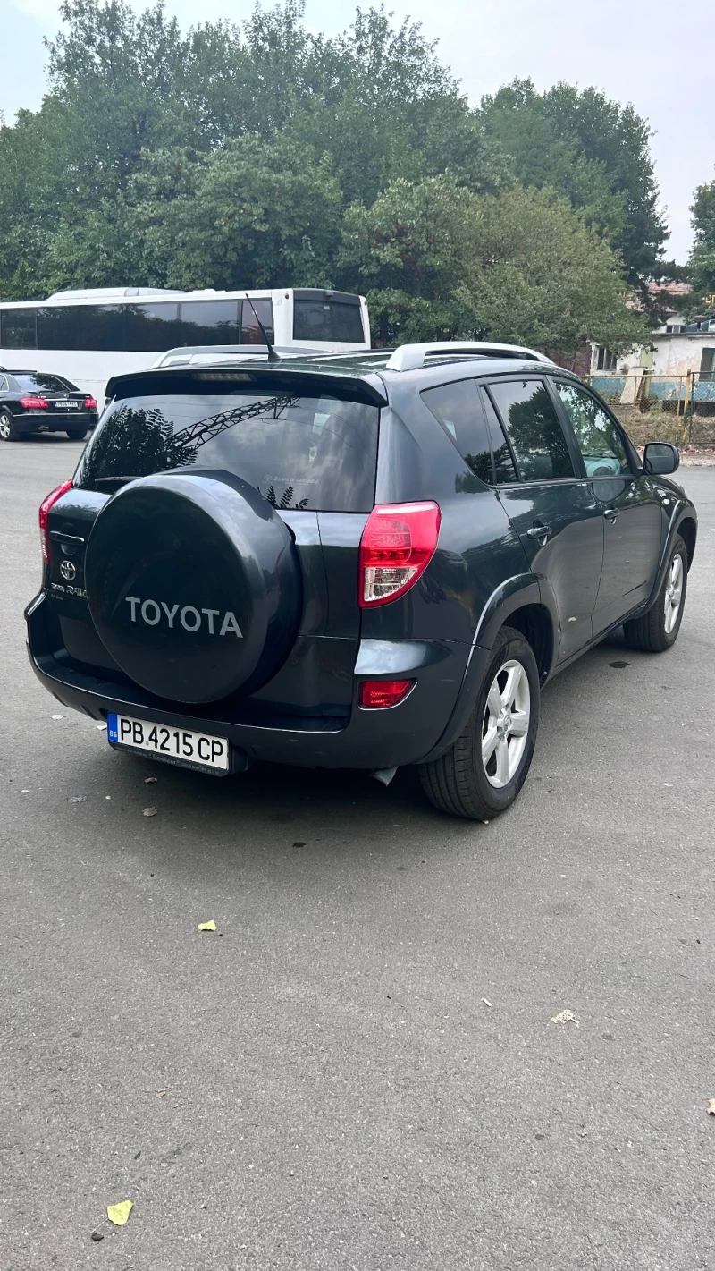 Toyota Rav4, снимка 5 - Автомобили и джипове - 47153646