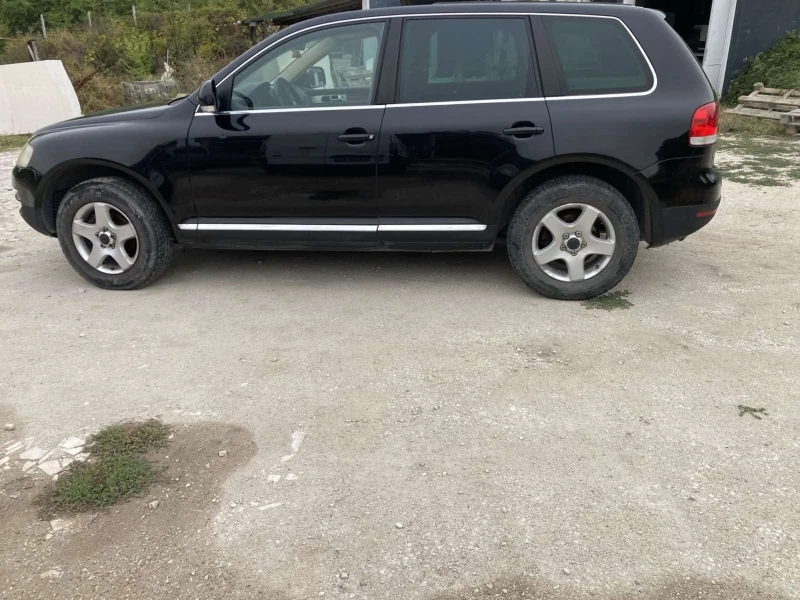 VW Touareg, снимка 3 - Автомобили и джипове - 47283993