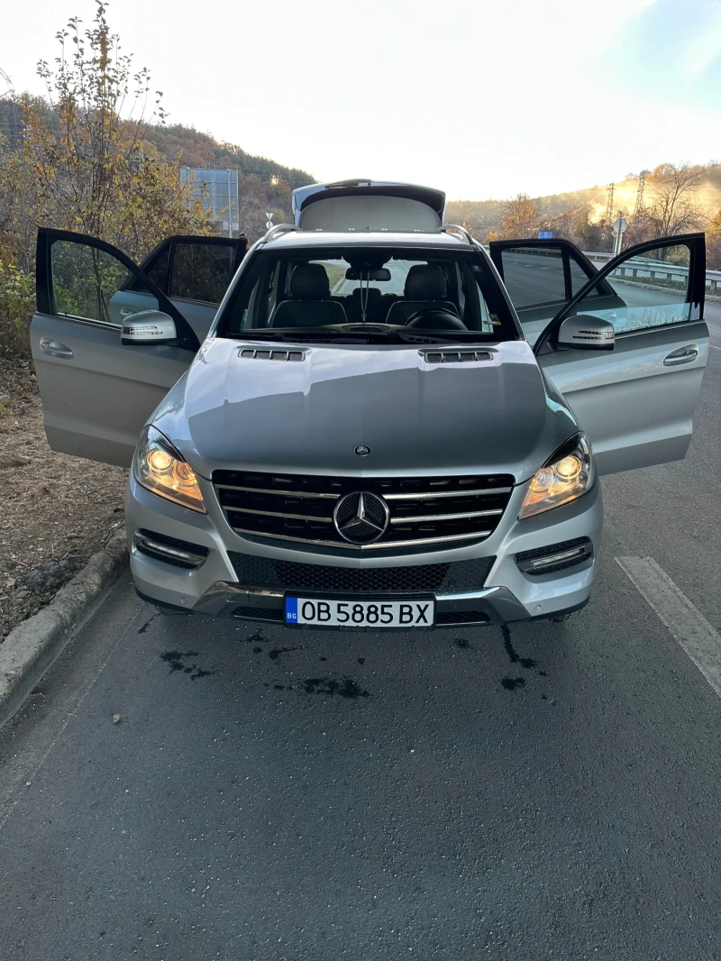 Mercedes-Benz ML 250 7G Bluetec, снимка 15 - Автомобили и джипове - 47358666