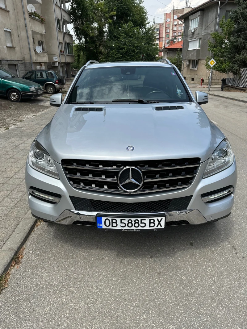 Mercedes-Benz ML 250 7G Bluetec, снимка 1 - Автомобили и джипове - 47358666