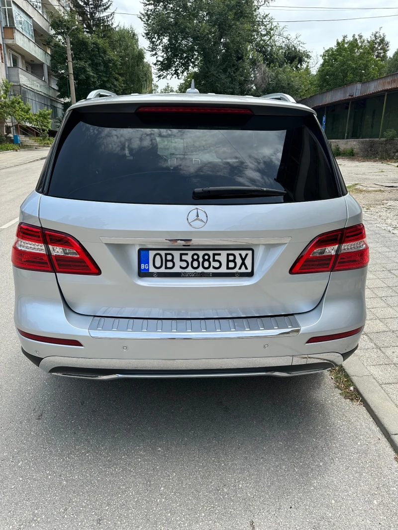 Mercedes-Benz ML 250 7G Bluetec, снимка 5 - Автомобили и джипове - 47358666