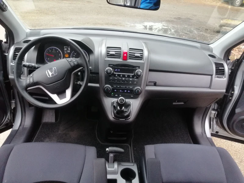 Honda Cr-v 4x4, снимка 11 - Автомобили и джипове - 48240921