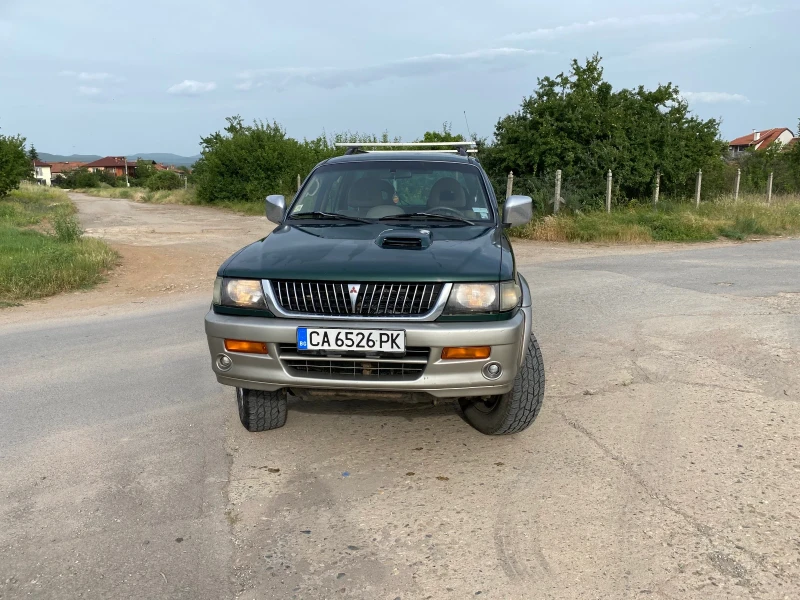 Mitsubishi Pajero sport, снимка 2 - Автомобили и джипове - 48540424