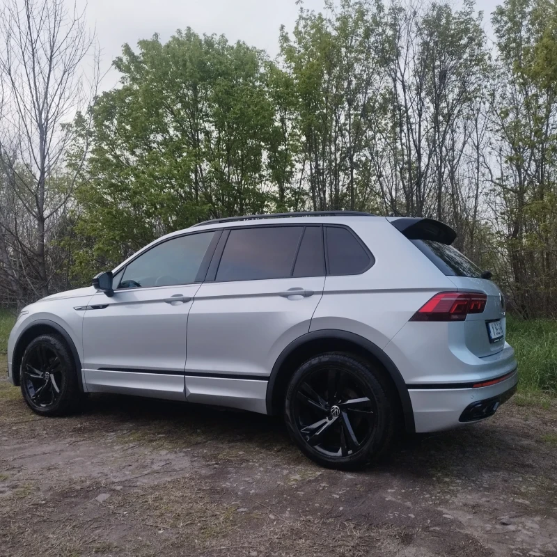 VW Tiguan R line 4 motion, снимка 3 - Автомобили и джипове - 51169952