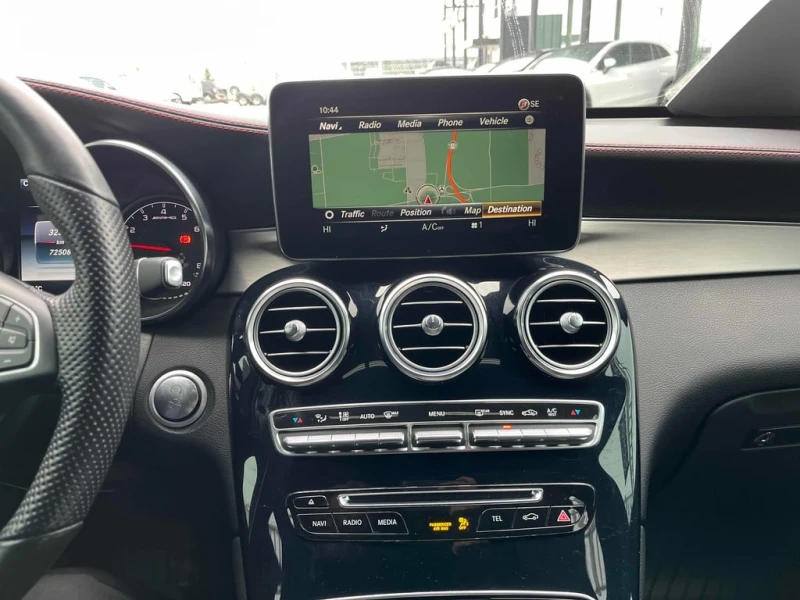 Mercedes-Benz GLC 43 AMG * CARFAX * БЕЗ ПЪРВОНАЧАЛНА ВНОСКА, снимка 9 - Автомобили и джипове - 53072770