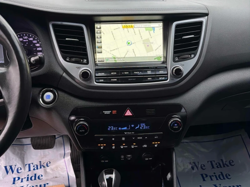 Hyundai Tucson Luxury  CARFAX, снимка 13 - Автомобили и джипове - 53230801