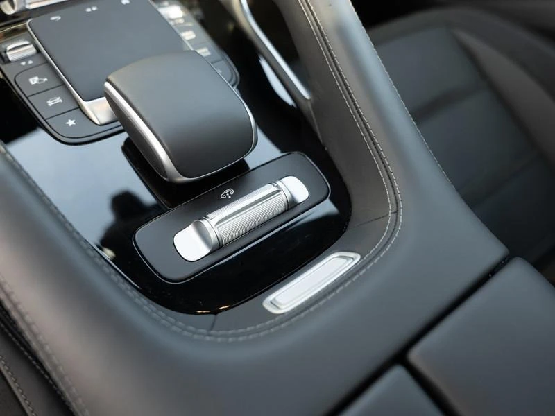 Mercedes-Benz GLE 63 S AMG COUPE 4-MATIC CARBON BURMESTER PANO RIDE CONTROL, снимка 11 - Автомобили и джипове - 51509087