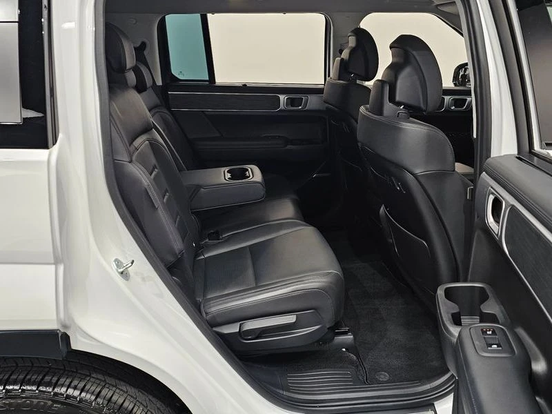 Hyundai Santa fe HEV 1.6 4WD| 226к.с.| ВКЛ.ТЕХНОТЕСТ, снимка 11 - Автомобили и джипове - 55616703