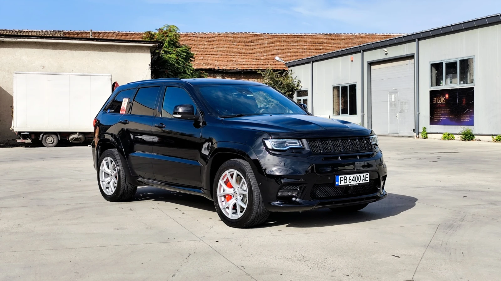 Jeep Grand cherokee SRT - изображение 2