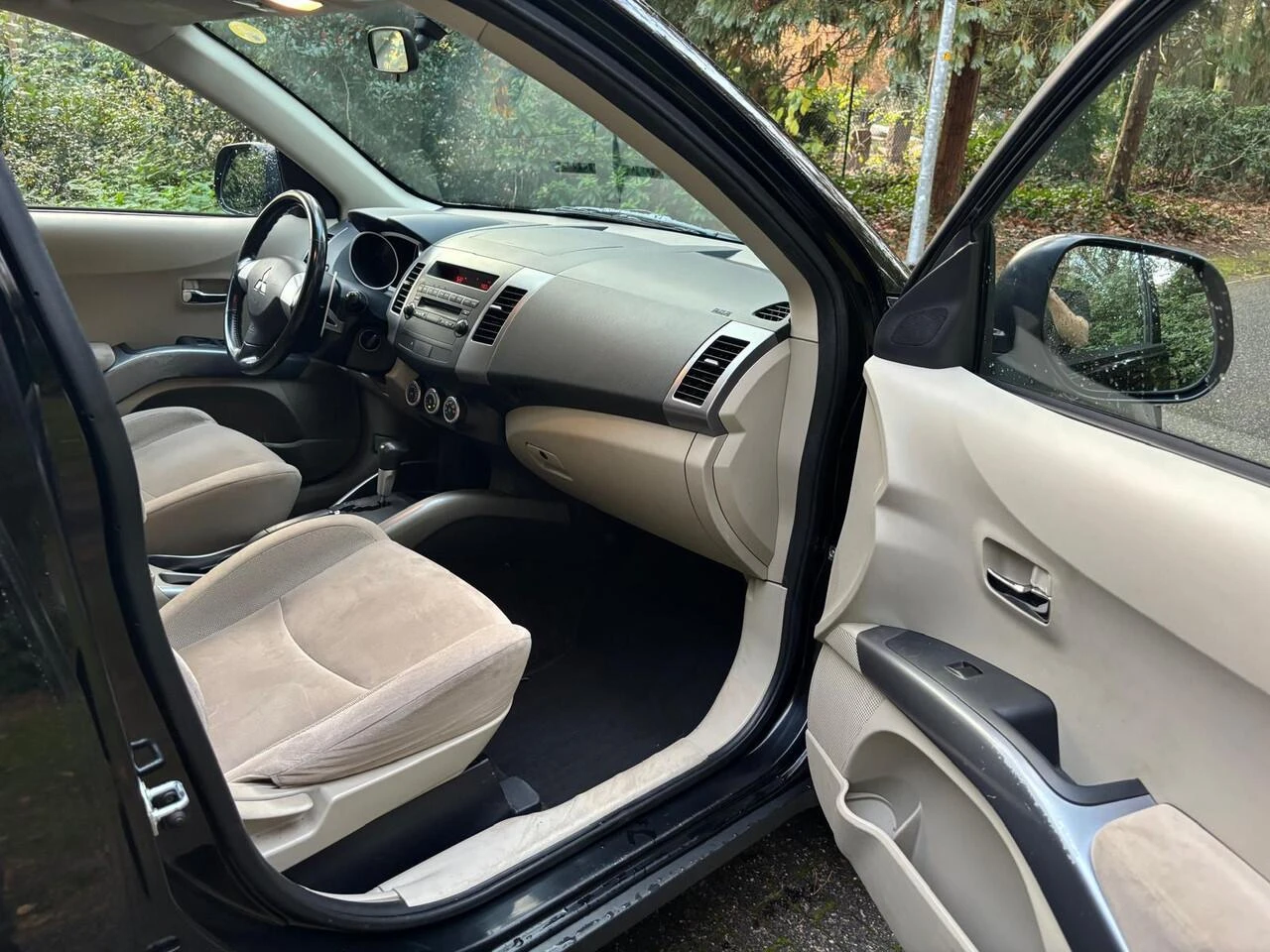 Mitsubishi Outlander 2.4i 170hp 4x4 !  !  | Mobile.bg   11