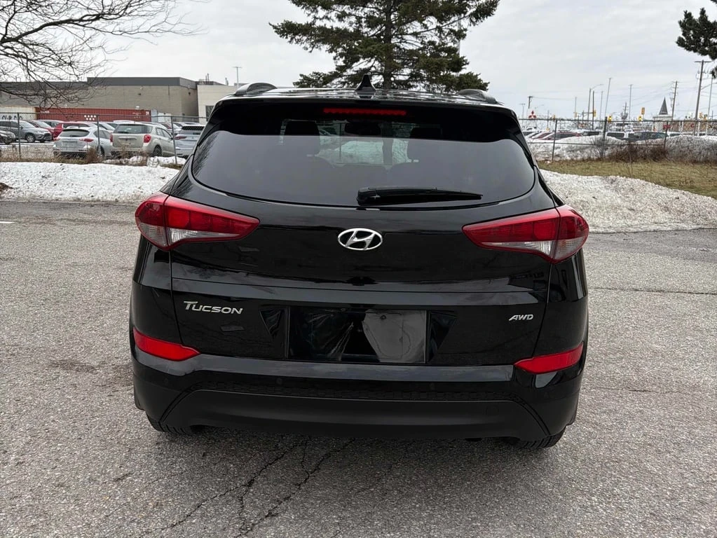 Hyundai Tucson Luxury  CARFAX - изображение 4