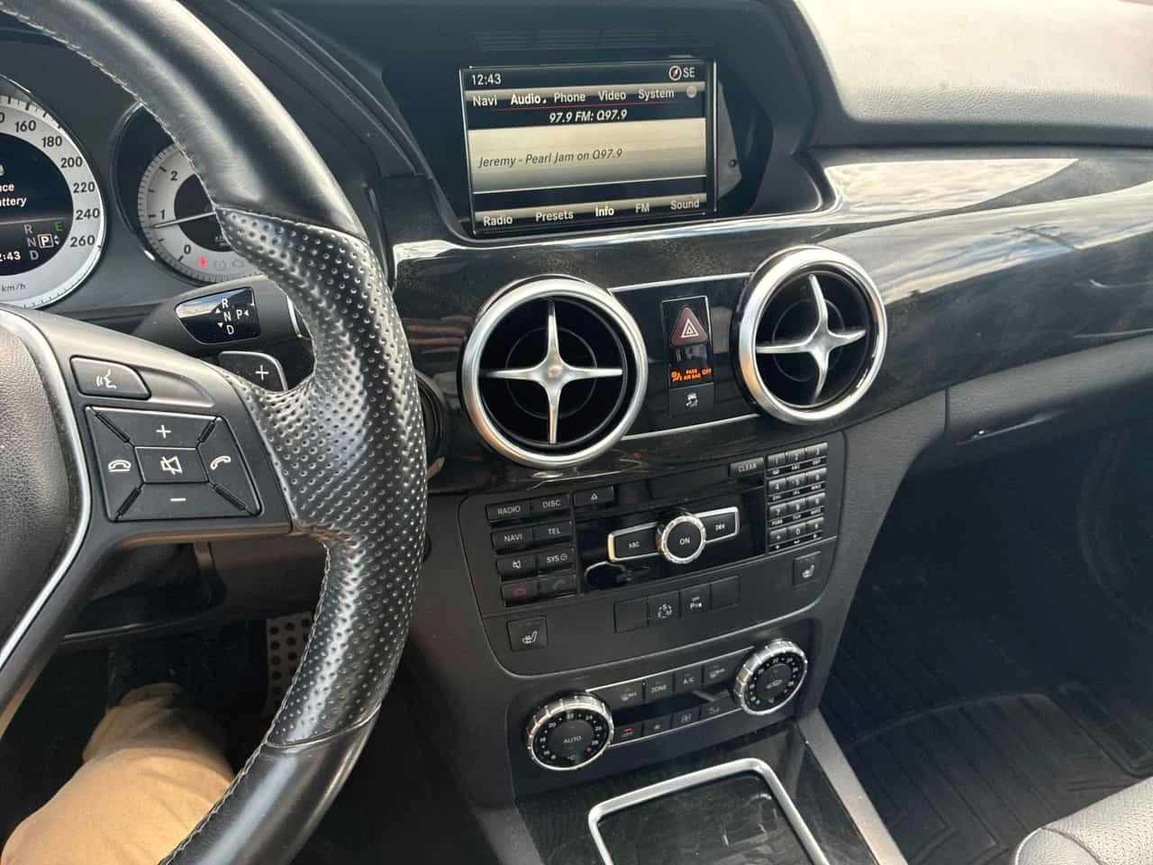 Mercedes-Benz GLK * 250 BlueTEC * 360 * ПОДГРЕВ * ПАМЕТ * NAVI, снимка 9 - Автомобили и джипове - 54480297