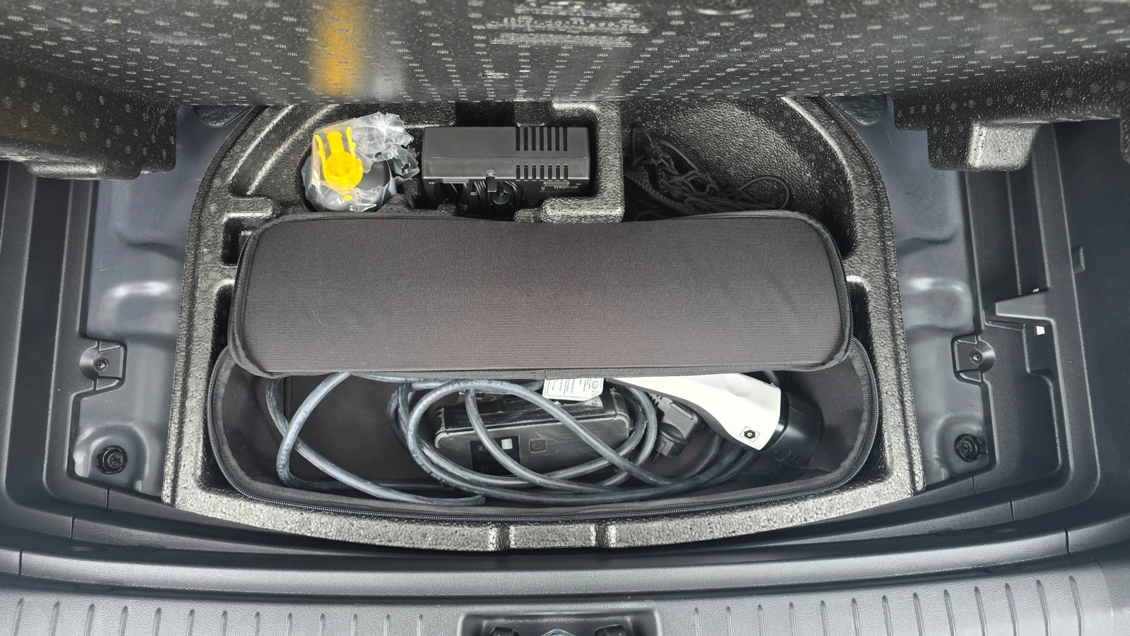 Hyundai Kona * ГАРАНЦИОНЕН* ТЕРМОПОМПА* , снимка 7 - Автомобили и джипове - 54728573