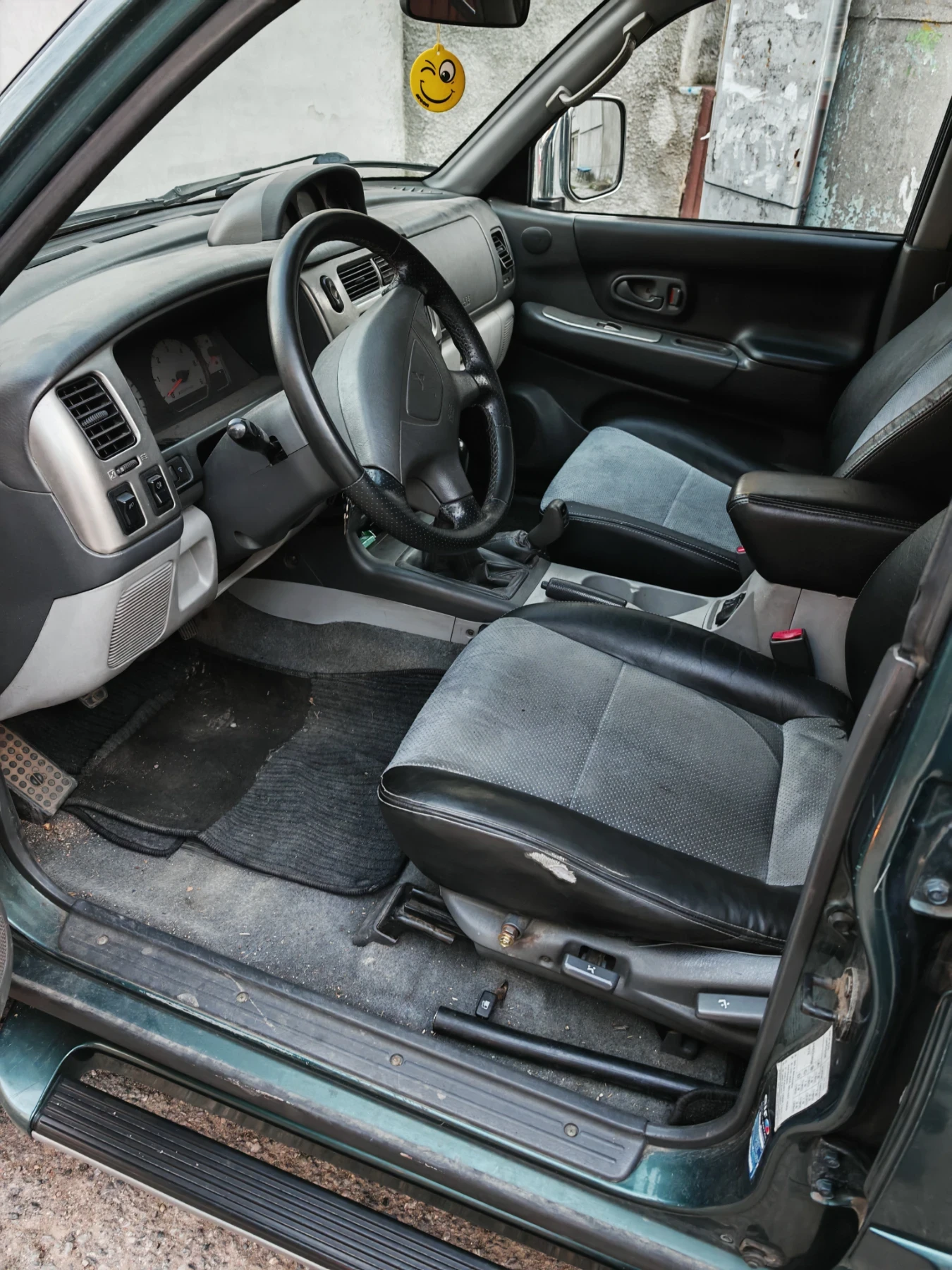 Mitsubishi Pajero sport, снимка 7 - Автомобили и джипове - 54750196