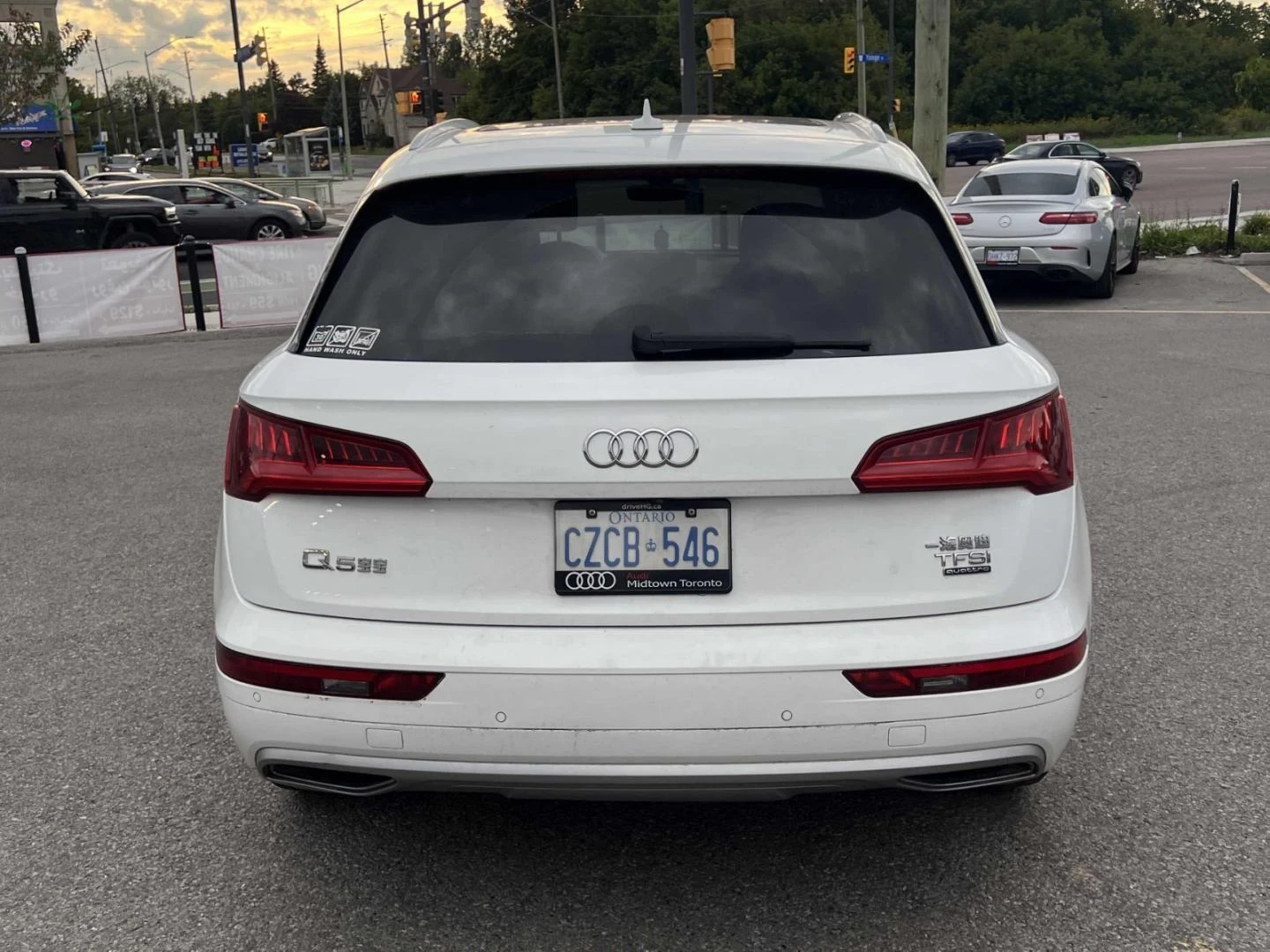 Audi Q5 Technik* B&O* 360* HUD* Подгрев* Пано, снимка 4 - Автомобили и джипове - 56077213