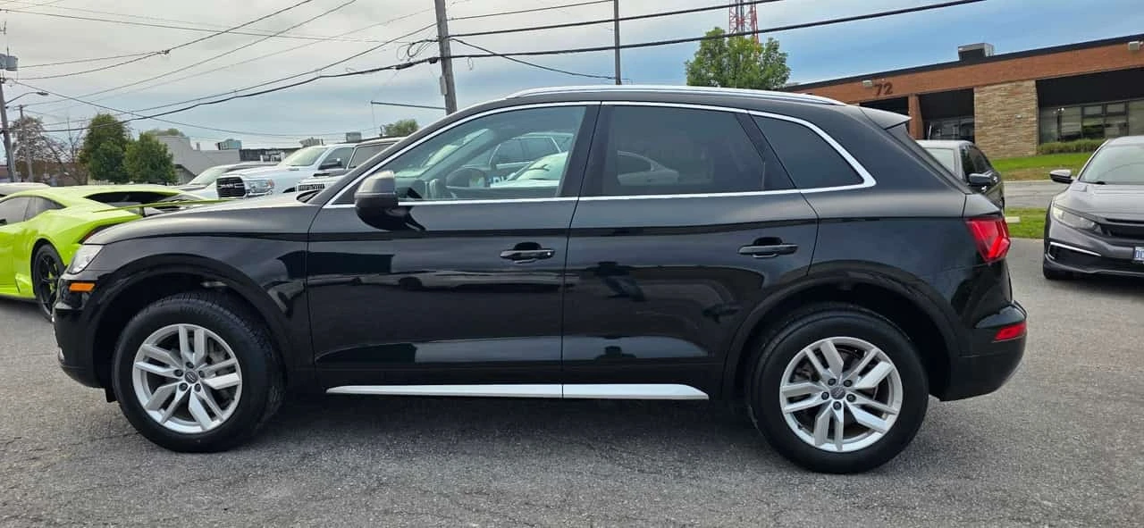 Audi Q5 * Komfort * CARFAX * ОПЦИЯ ЗА ФИНАНСИРАНЕ * , снимка 2 - Автомобили и джипове - 56324111