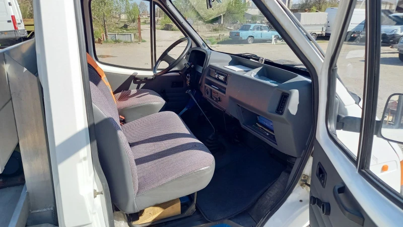 Ford Transit 2, 0i , снимка 10 - Бусове и автобуси - 53192346