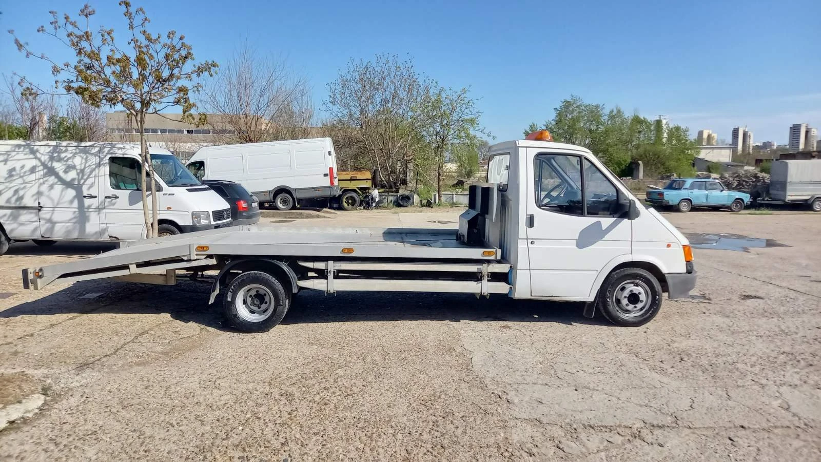 Ford Transit 2, 0i  - изображение 2