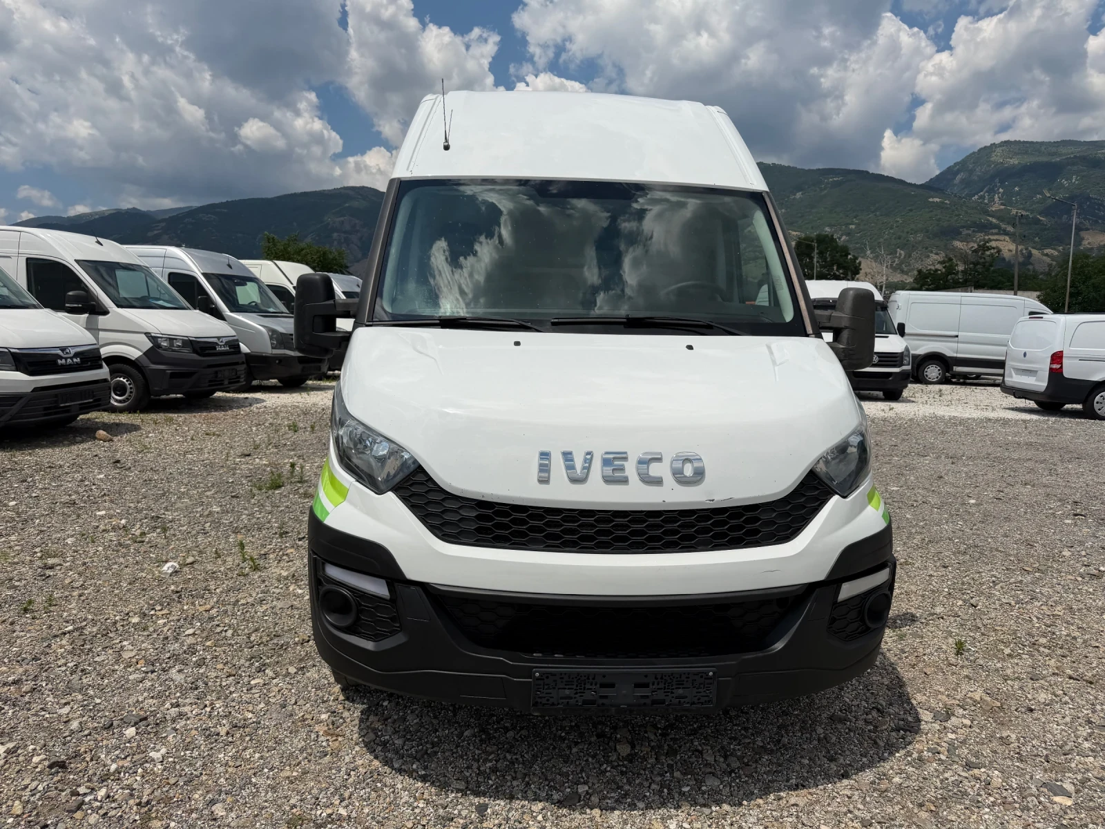 Iveco Daily MAXI!35-150!KЛИМА!ДВ.ГУМА!ДО3.5Т, снимка 4 - Бусове и автобуси - 54483678