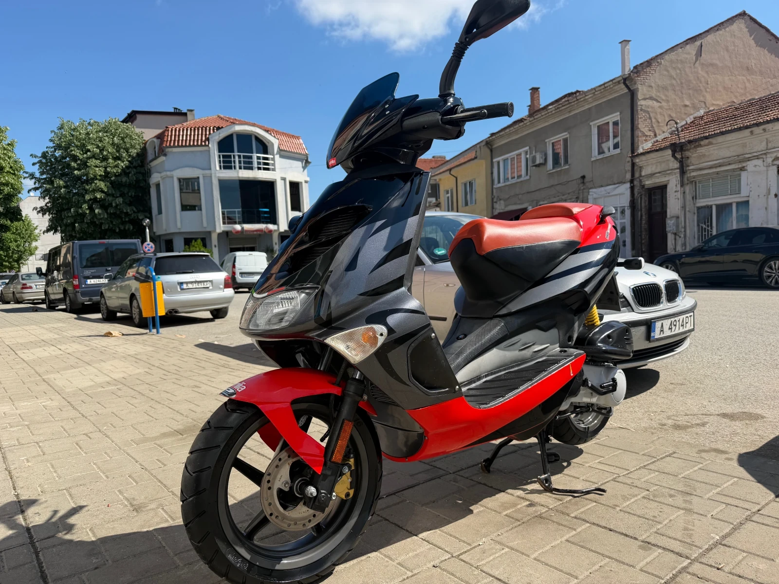 Aprilia Sr 50, снимка 4 - Мотоциклети и мототехника - 54703733