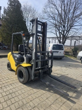 Мотокар Komatsu  Бензин 2.5тон, вдига 4м, снимка 1