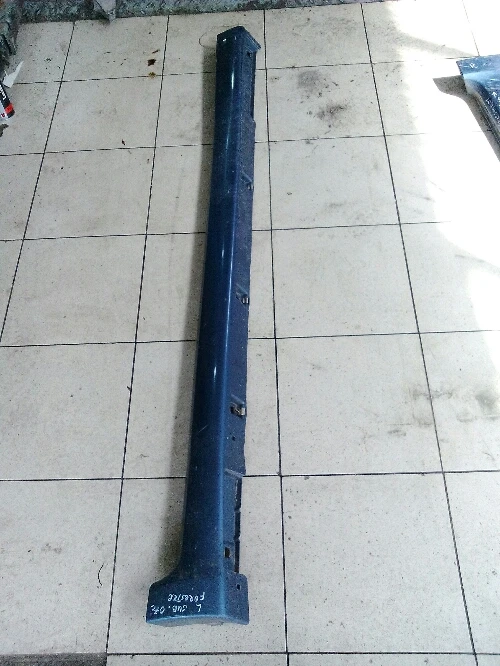 Праг външен Субару Форестър пластмасов десен