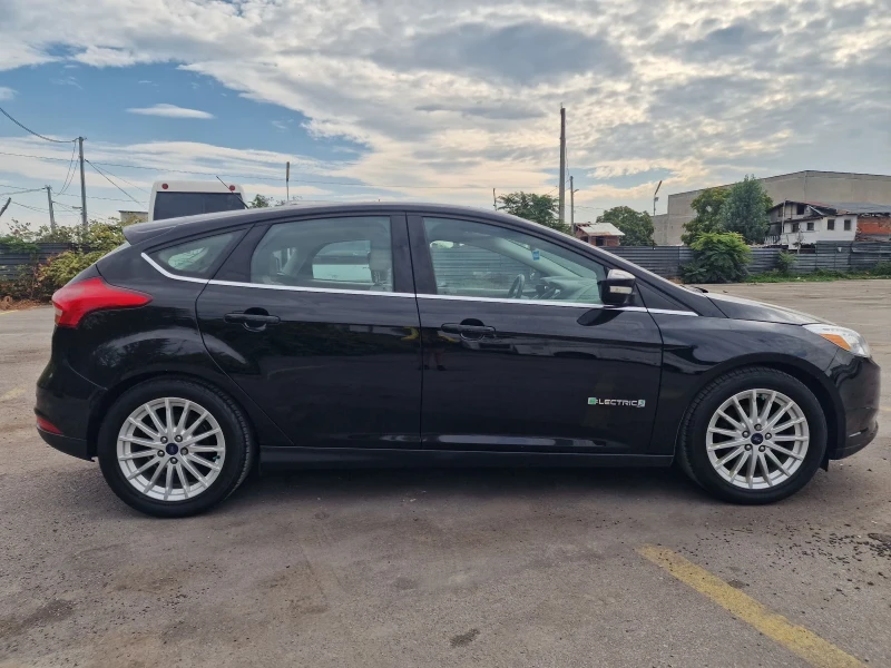 Ford Focus TITANIUM ELECTRIC 33kw, снимка 4 - Автомобили и джипове - 47078682