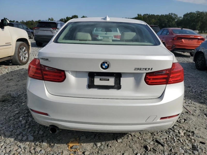 BMW 320 Перфектна, снимка 5 - Автомобили и джипове - 48239989