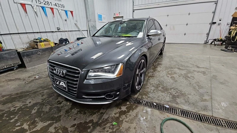 Audi S8 4.0 TFSI Quattro * Soft Close * Carbon , снимка 1 - Автомобили и джипове - 48680102