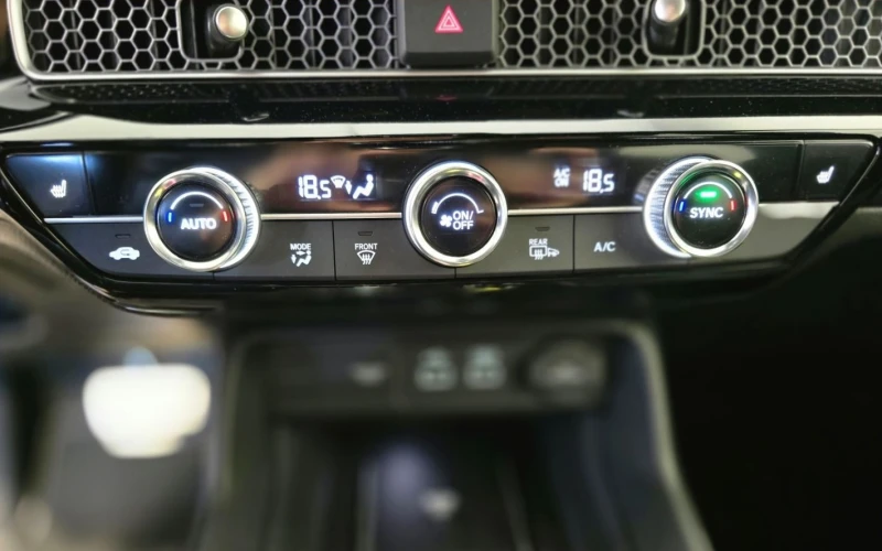 Honda Civic HEV* SPORT* HYBRID* CAM* DISTR* LED* , снимка 8 - Автомобили и джипове - 50189883