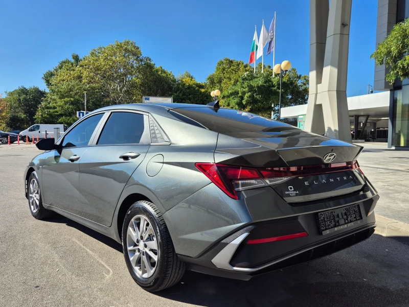 Hyundai Elantra 6 МЕСЕЦА ГАРАНЦИЯ!!2.0i 150к.с. Facelift/Автоматик, снимка 3 - Автомобили и джипове - 51838669