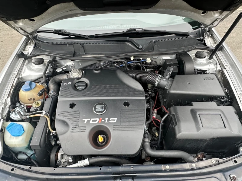 Seat Leon 1.9 TDI, снимка 9 - Автомобили и джипове - 52951552