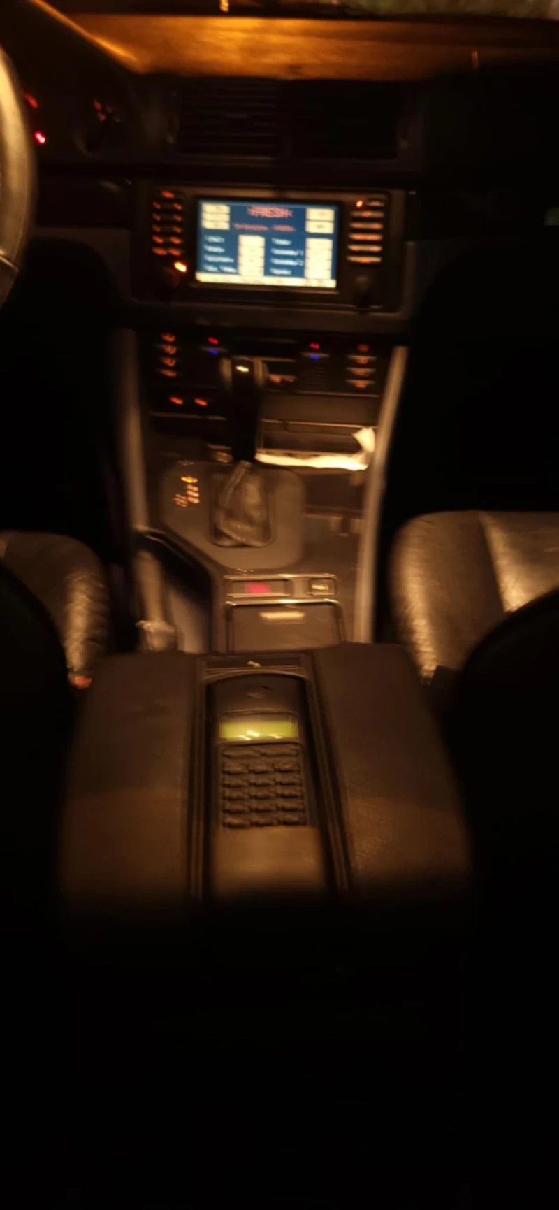 BMW 528, снимка 10 - Автомобили и джипове - 52951916