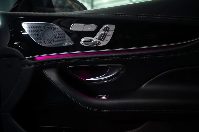 Mercedes-Benz AMG GT 53 4MATIC+ BLACK LINE BURMEISTER ЛИЗИНГ 100%, снимка 12 - Автомобили и джипове - 53075679