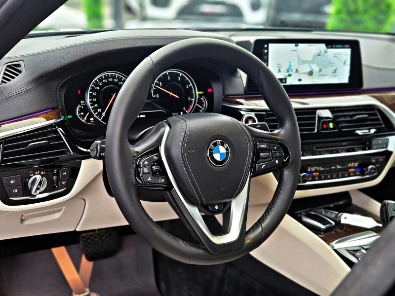 BMW 540 XD/LUXURY/LED/DIGITAL/DISTR/HUD/BOWERS/ОБДУХ/ЛИЗИН, снимка 10 - Автомобили и джипове - 53286193