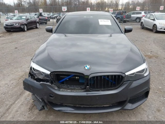 BMW 540 M* SPORT* XDRIVE* ДИСТРОНИК* ПОДГРЕВ* КЕЙЛЕС* , снимка 4 - Автомобили и джипове - 48422526