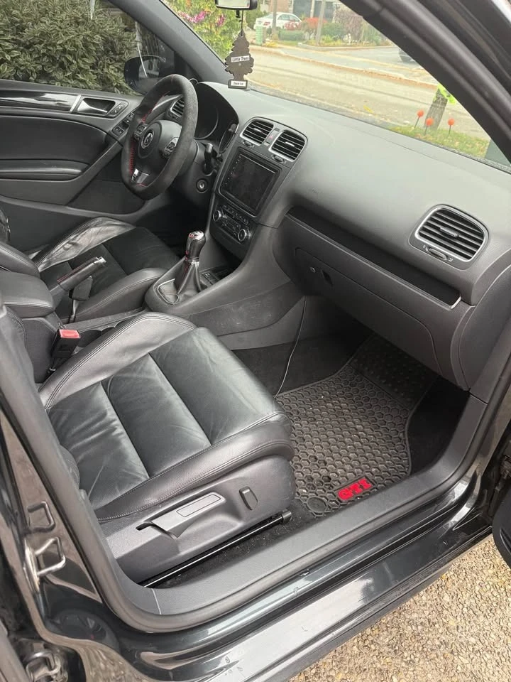 VW Golf GTI * * CARFAX * * АВТОКРЕДИТ * *  - изображение 8