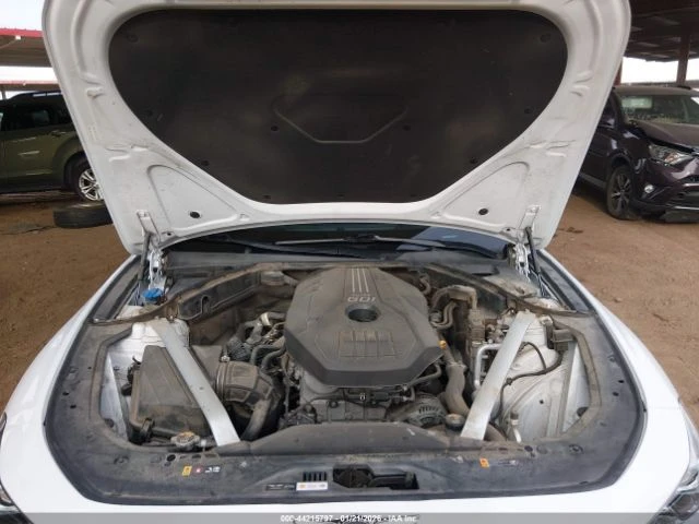 Genesis G70 2.0T ADVANCED, снимка 12 - Автомобили и джипове - 53645394