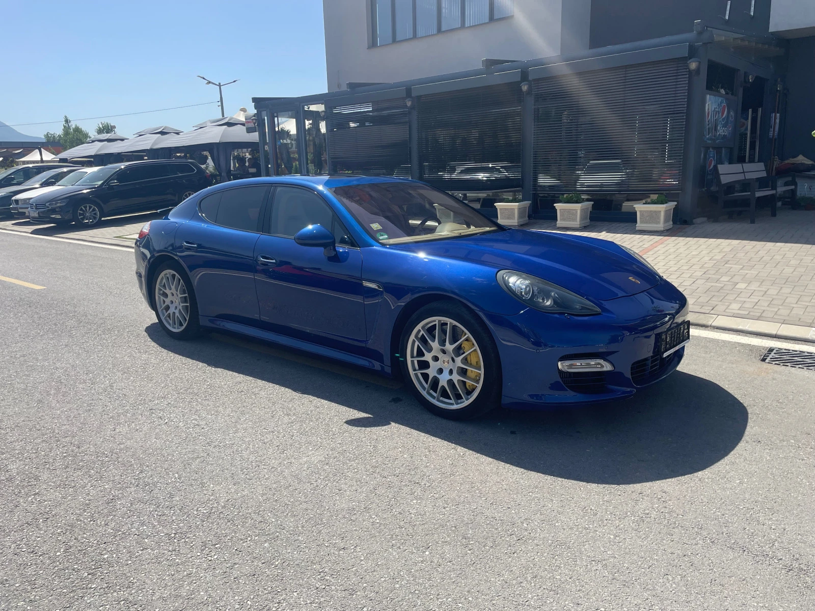 Porsche Panamera Turbo - изображение 4