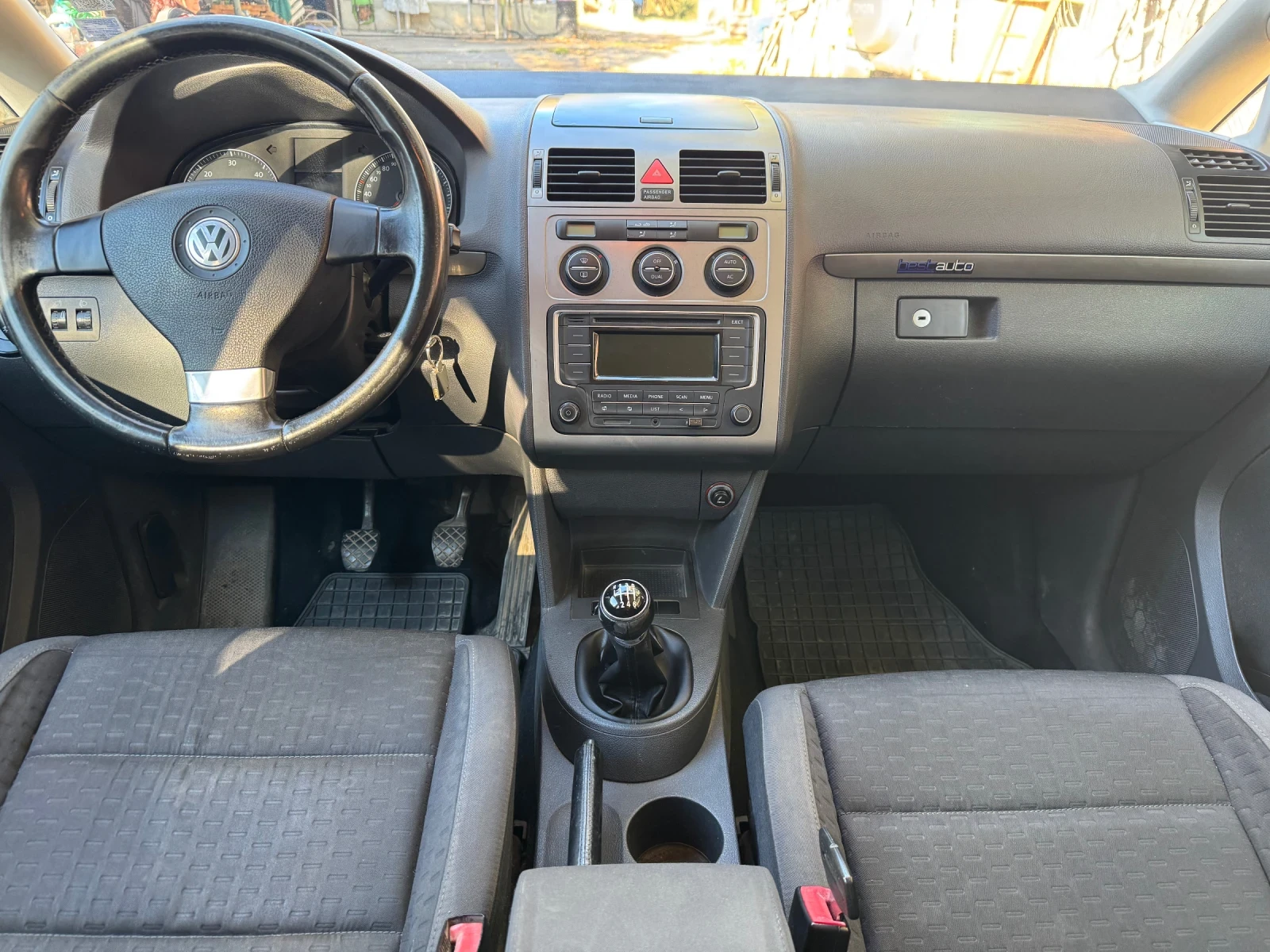 VW Touran 1.9 105  - изображение 5