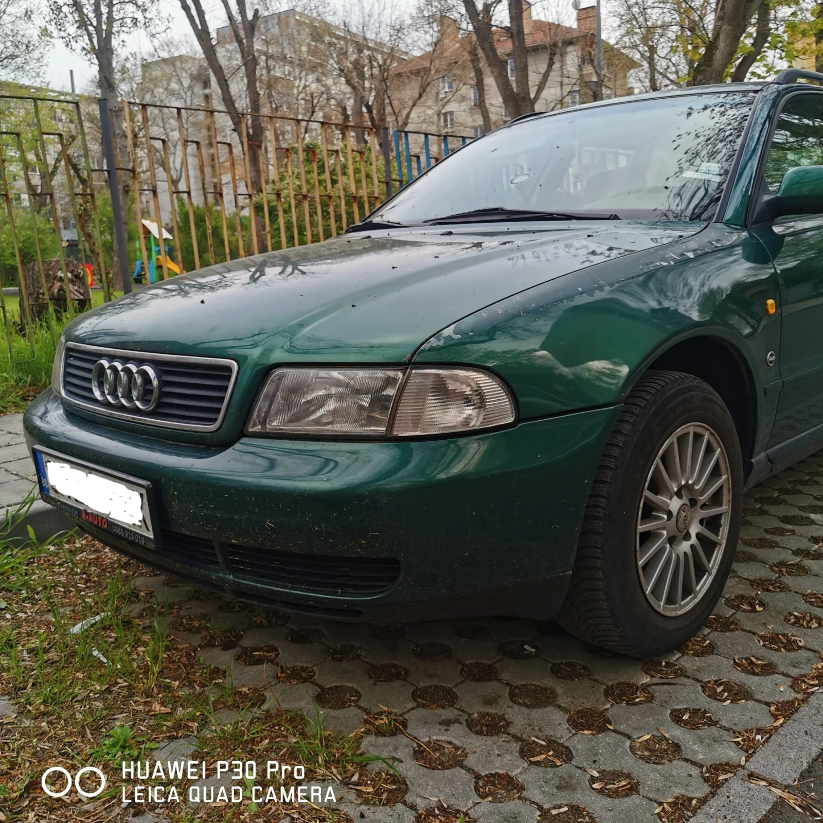 Audi A4 2.6i LPG ВЕЧЕ ПРОДАДЕНА - изображение 3