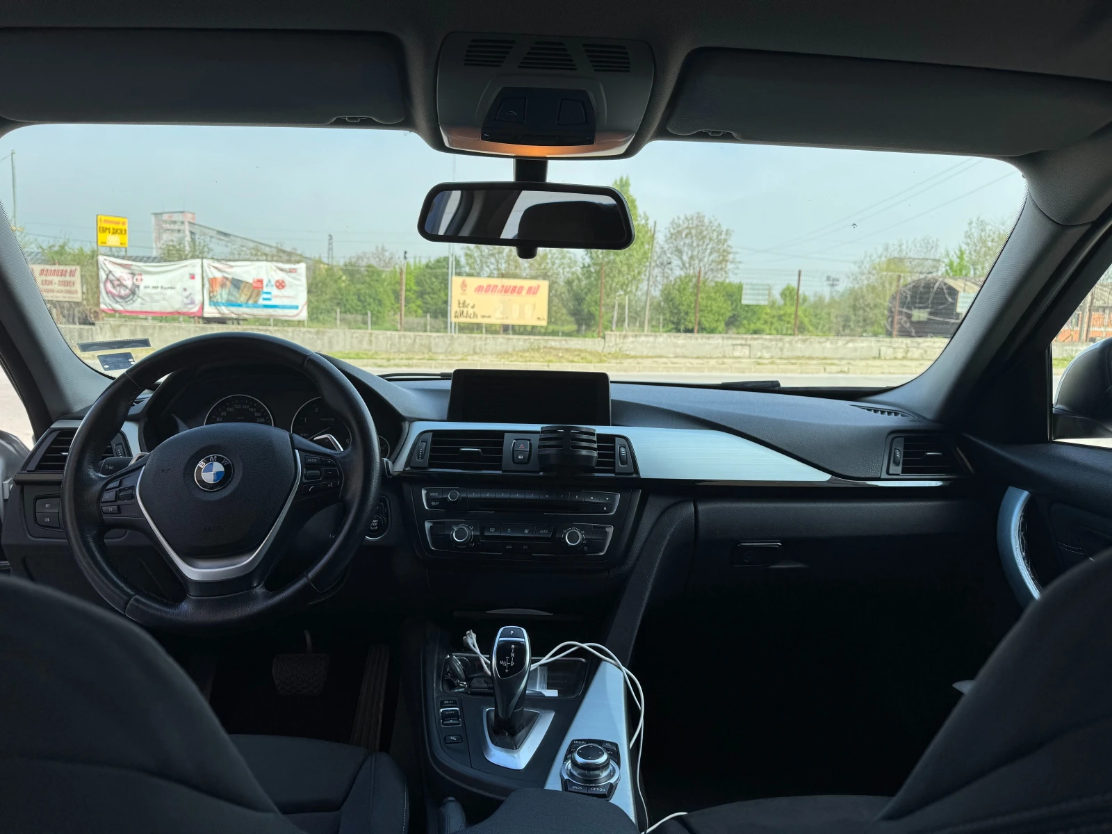 BMW 320 Вериги* HarmonKardon* Sport* Full LED - изображение 7