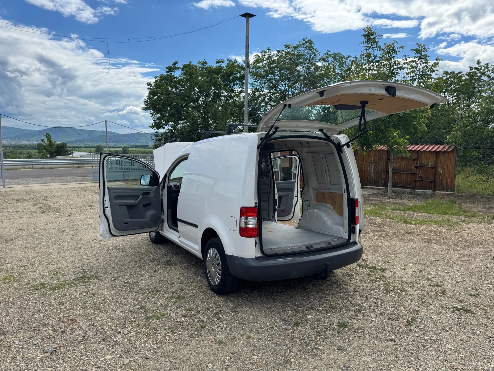 VW Caddy  - изображение 9