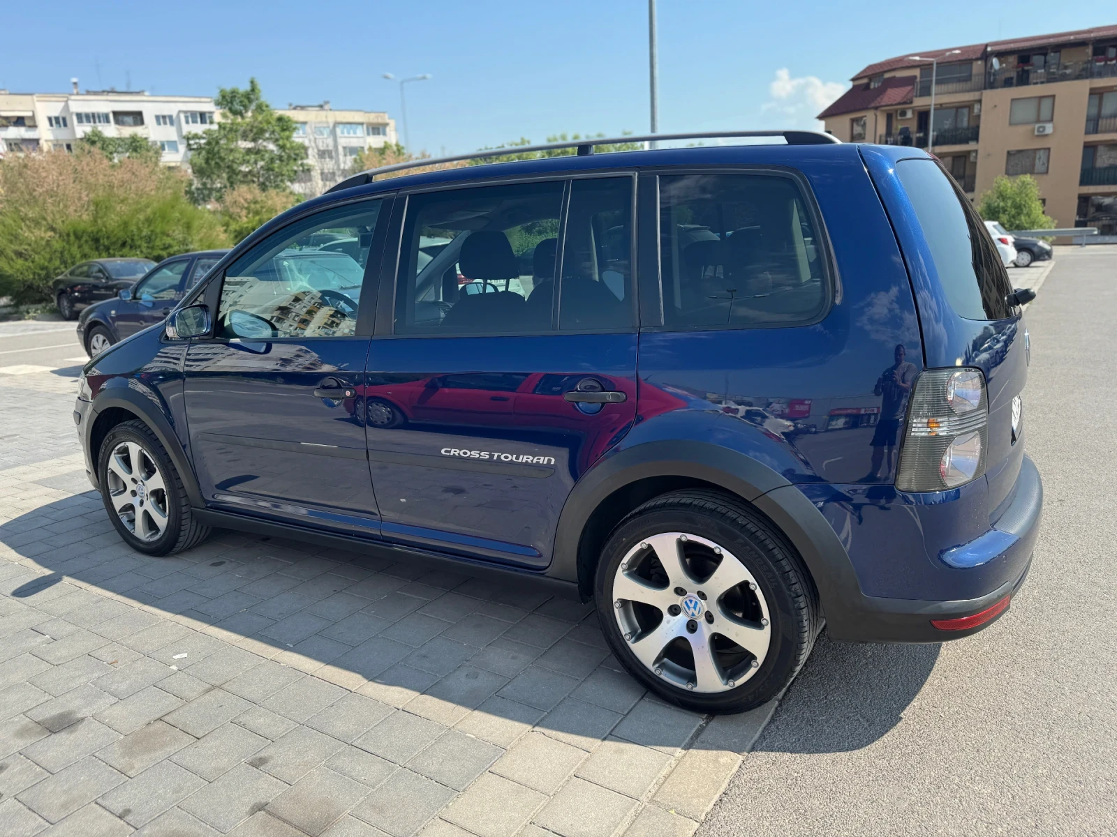 VW Touran CROSS 2.0 TDI BMM - изображение 5