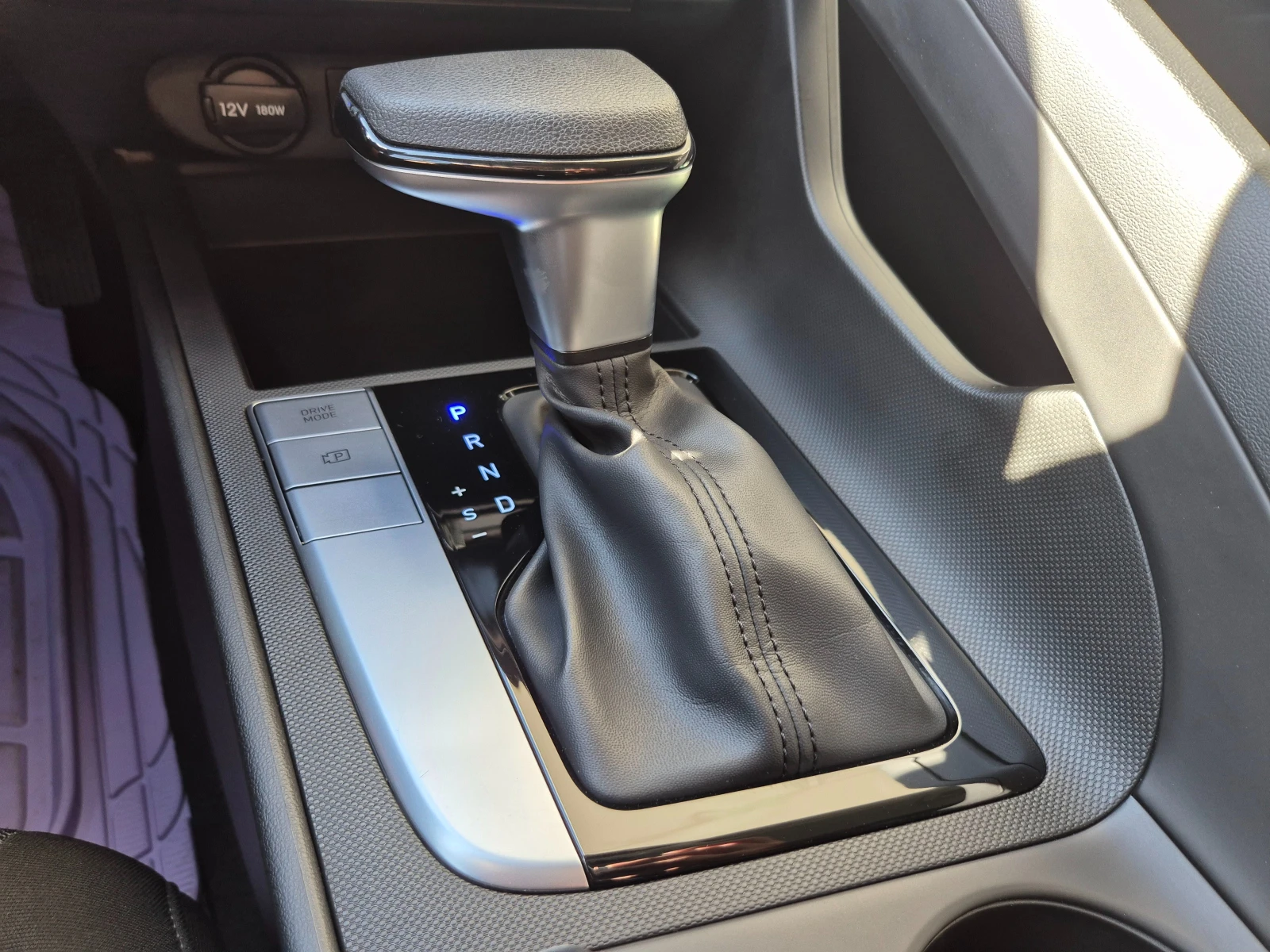 Hyundai Elantra 6  !!2.0i 150.. Facelift/ | Mobile.bg   11