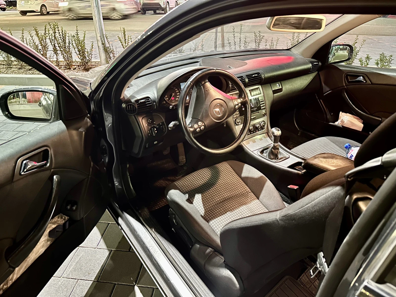 Mercedes-Benz C 200  - изображение 5