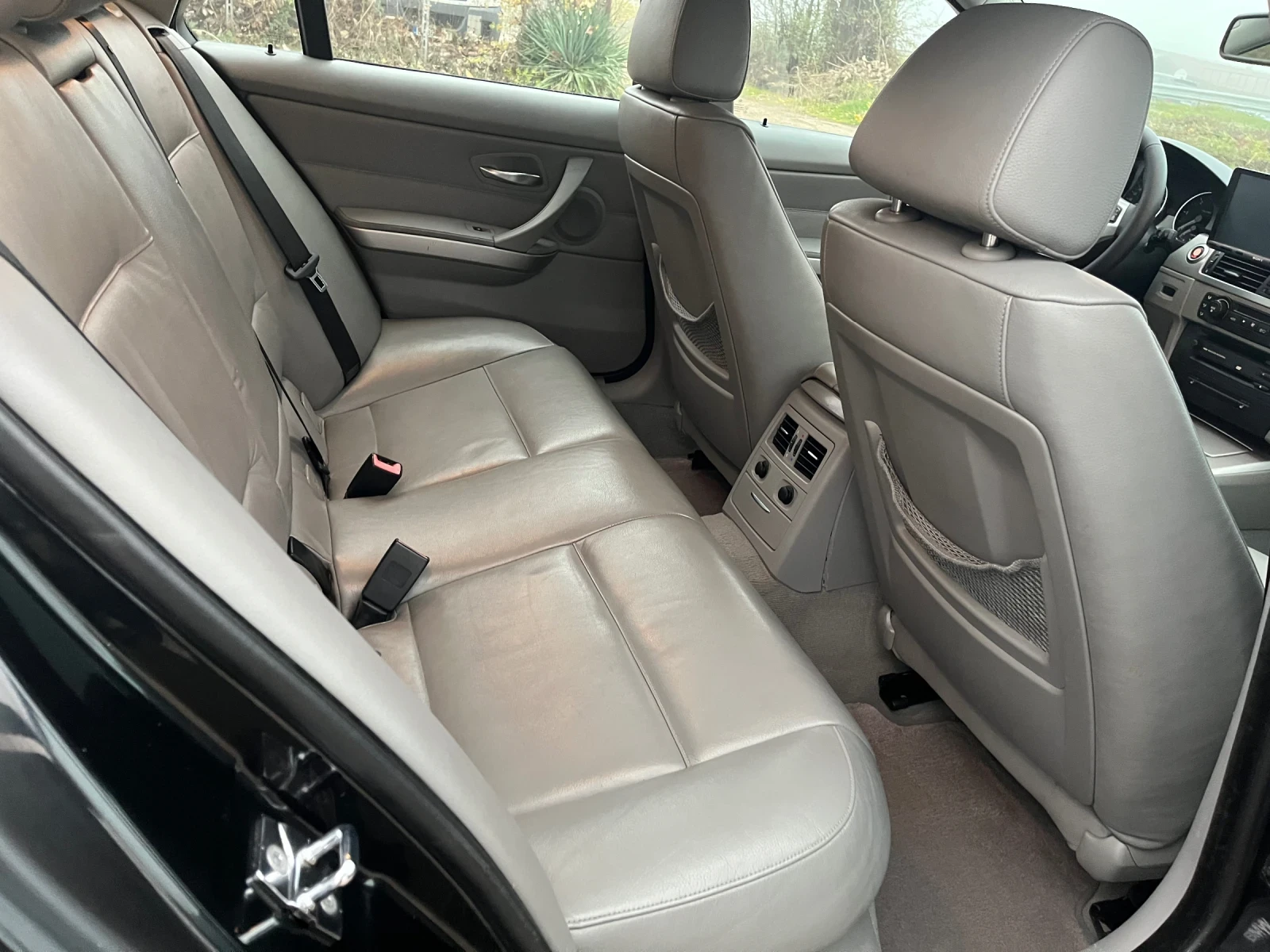 BMW 320 2.0i-163-NAVI-PANO-iTALIA - изображение 7