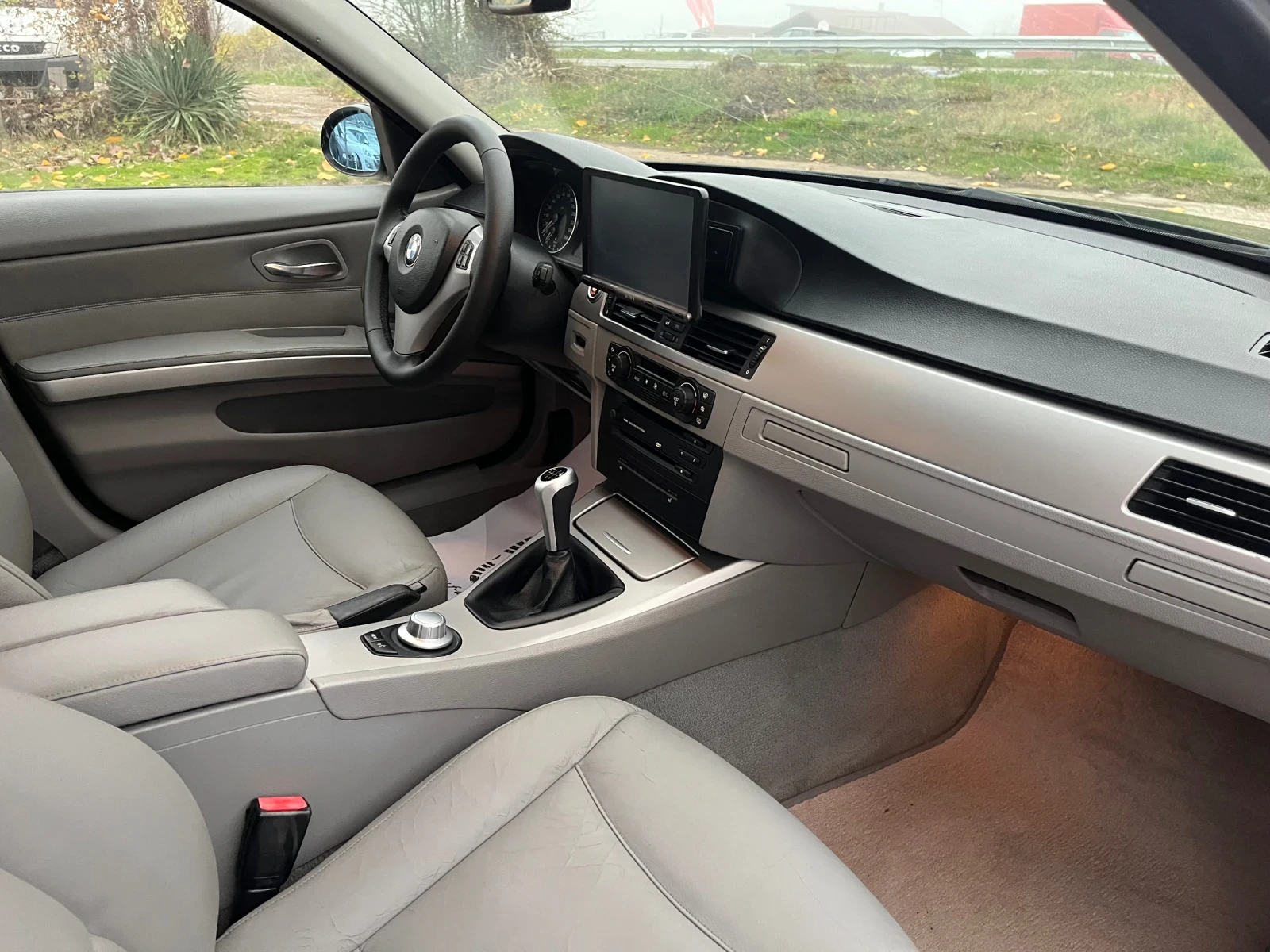 BMW 320 2.0i-163-NAVI-PANO-iTALIA - изображение 5