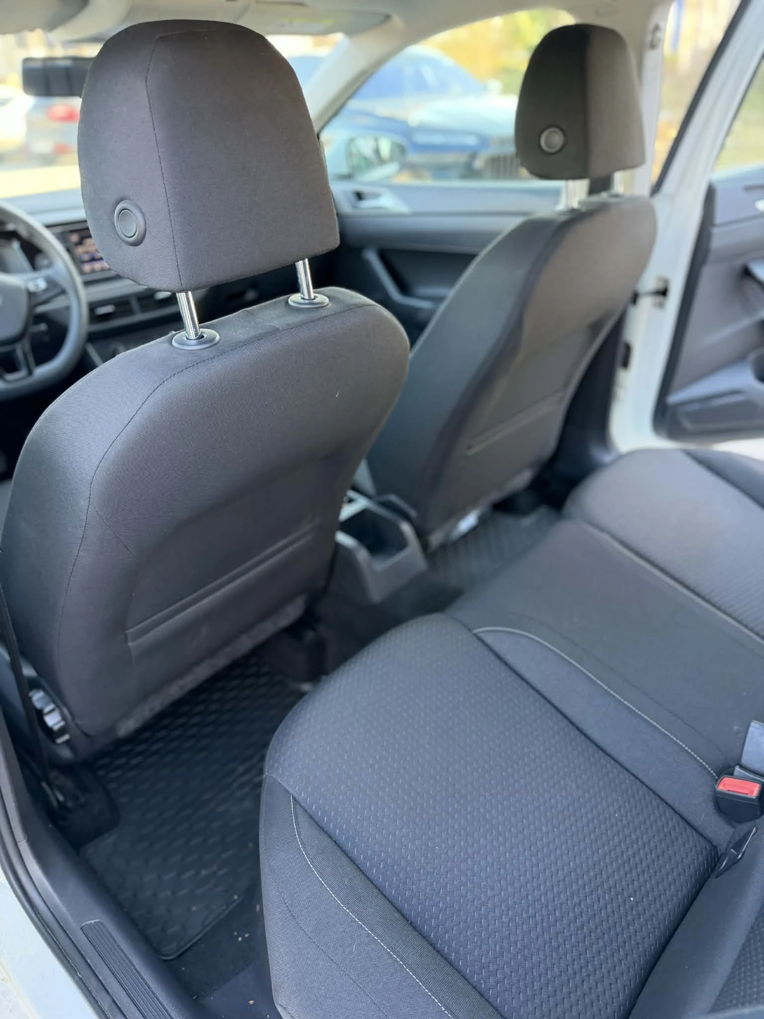 VW Polo, снимка 8 - Автомобили и джипове - 53824004