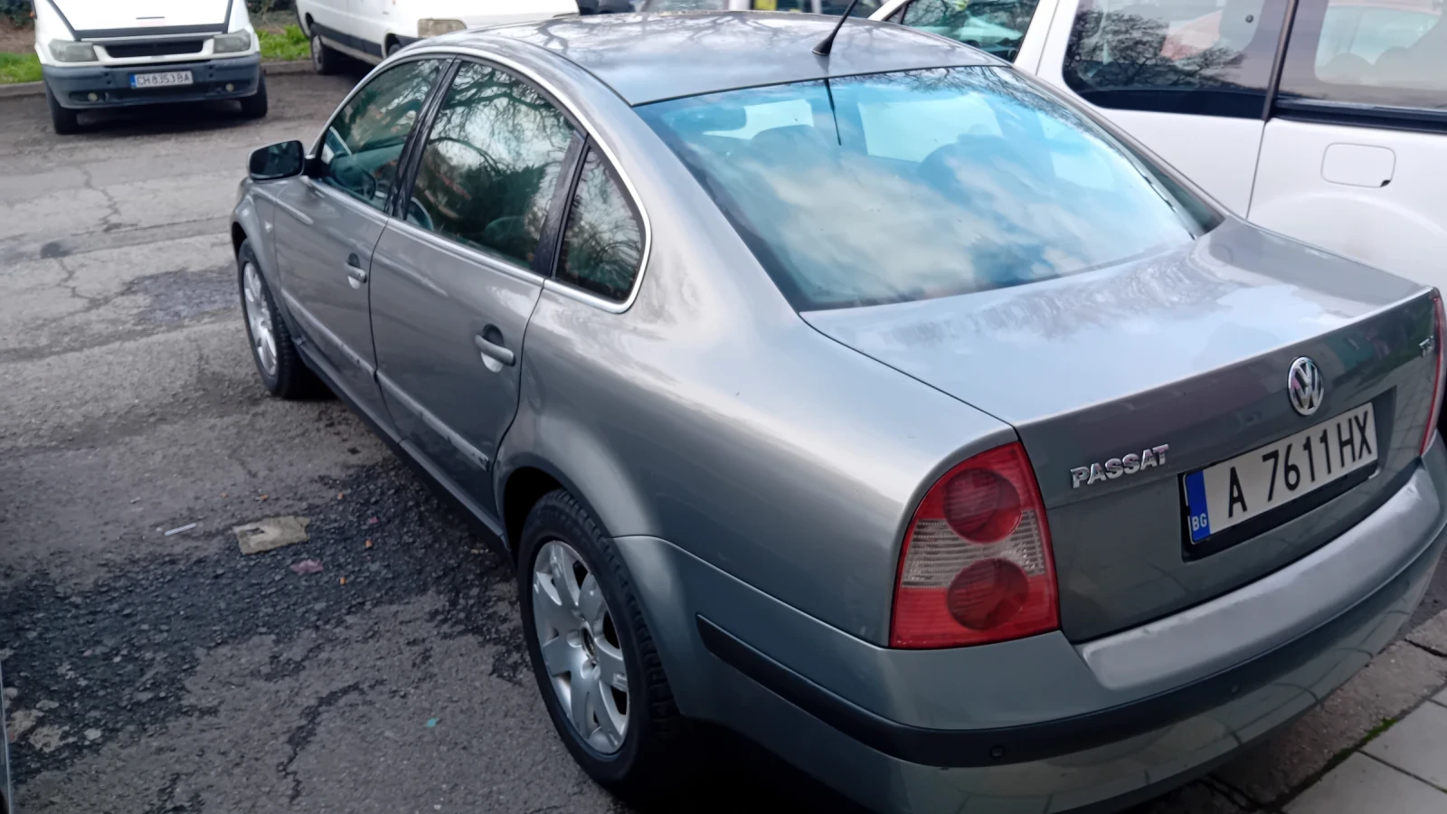 VW Passat 1.9 tdi 131, снимка 7 - Автомобили и джипове - 54042773